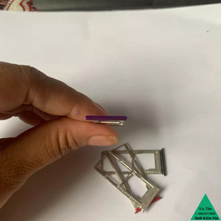 Khay sim vivo v9