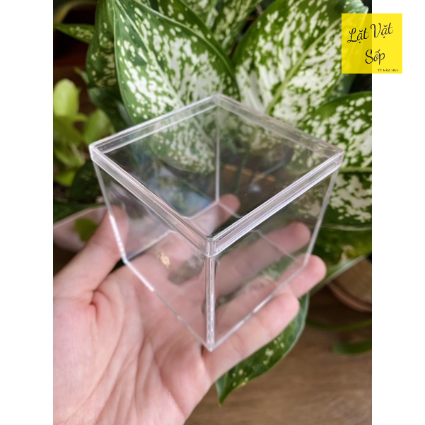 Hộp mica kích thước 6.5*6.5cm dùng trưng bày mô hình, mẫu vật, sản phẩm,...