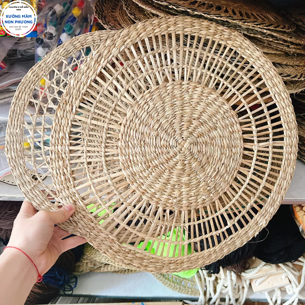 Đồ mầm non mẹt cói trang trí nhiều mẫu 40x40cm