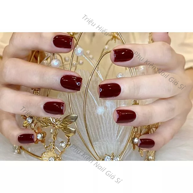 Sơn gel màu đỏ đô CR cao cấp