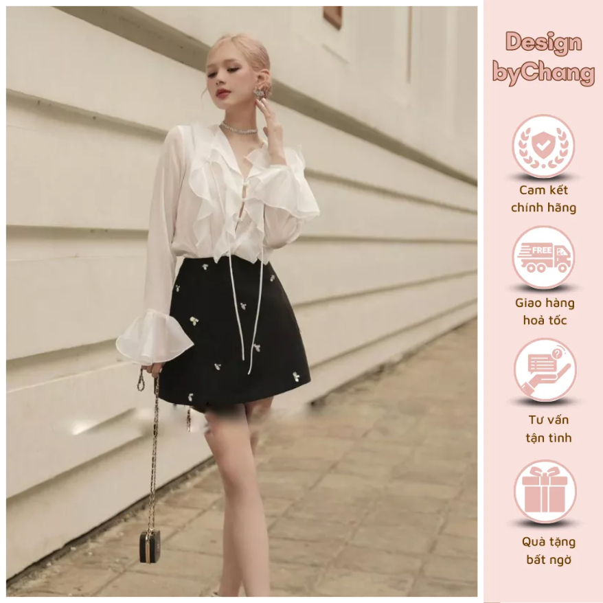 Set xoài non sang chảnh kết hợp chân váy tuyết mưa đính đá, áo 2 dây trong chất lụa, áo sơ mi ngoài chất tơ voan