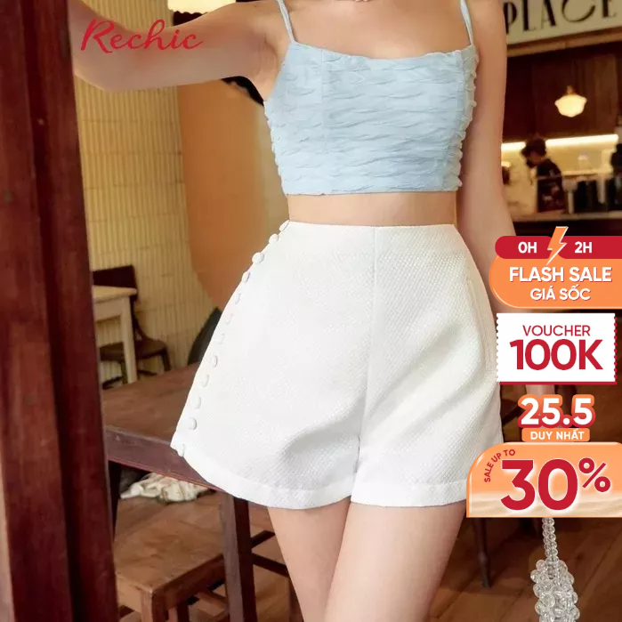 RECHIC Quần Ngắn Hypatia dáng chữ A có đính nút 1 bên trẻ trung thanh lịch