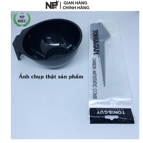 Dụng cụ nhuộm tóc