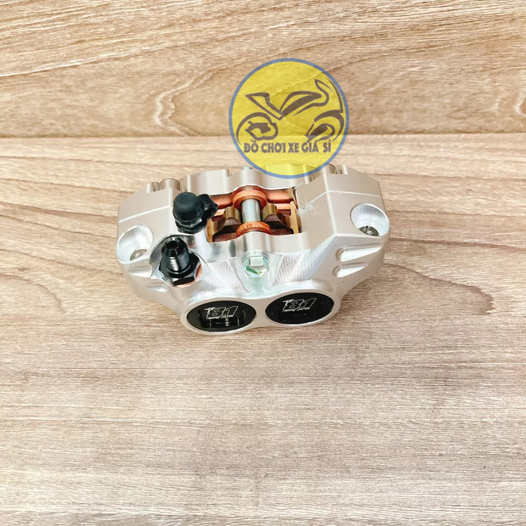 Heo Dầu 81 CNC 4 Piss Thailand kèm pát Raider/Satria đĩa 260/267mm màu đen