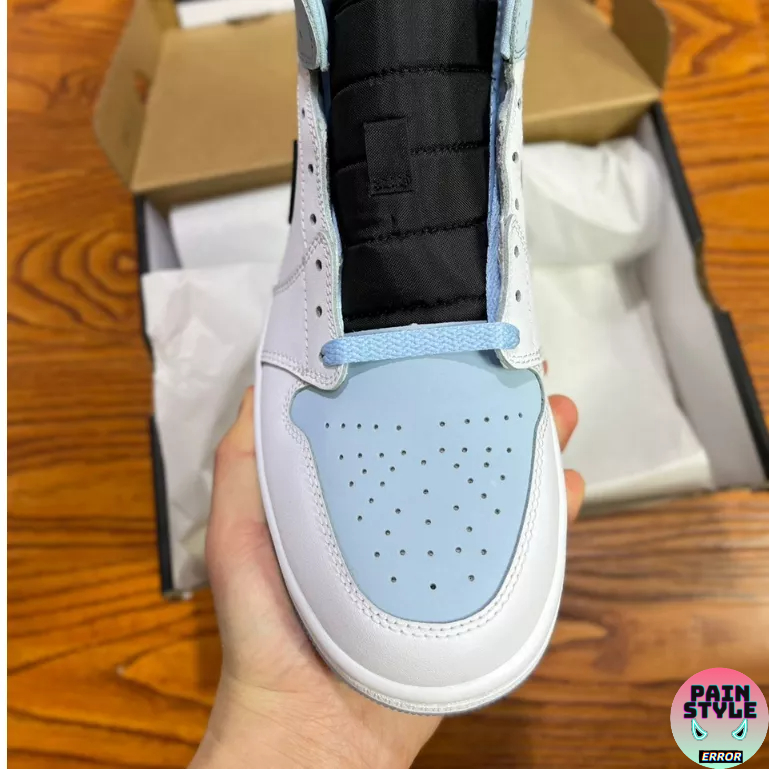 Giày Air Jordan 1 Mid " Ice Blue "