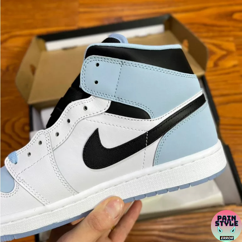 Giày Air Jordan 1 Mid " Ice Blue "