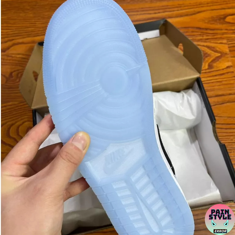 Giày Air Jordan 1 Mid " Ice Blue "