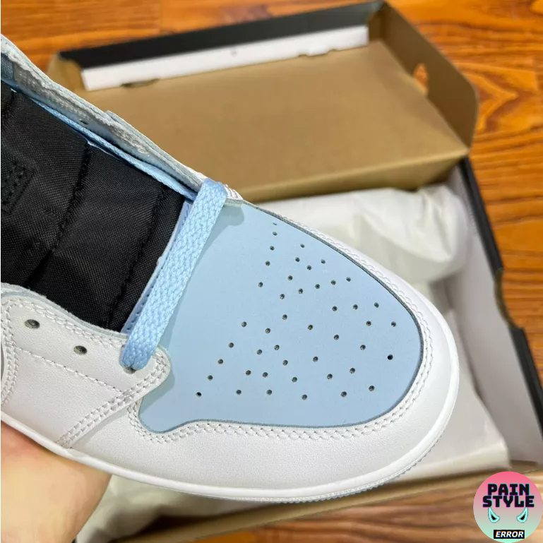 Giày Air Jordan 1 Mid " Ice Blue "