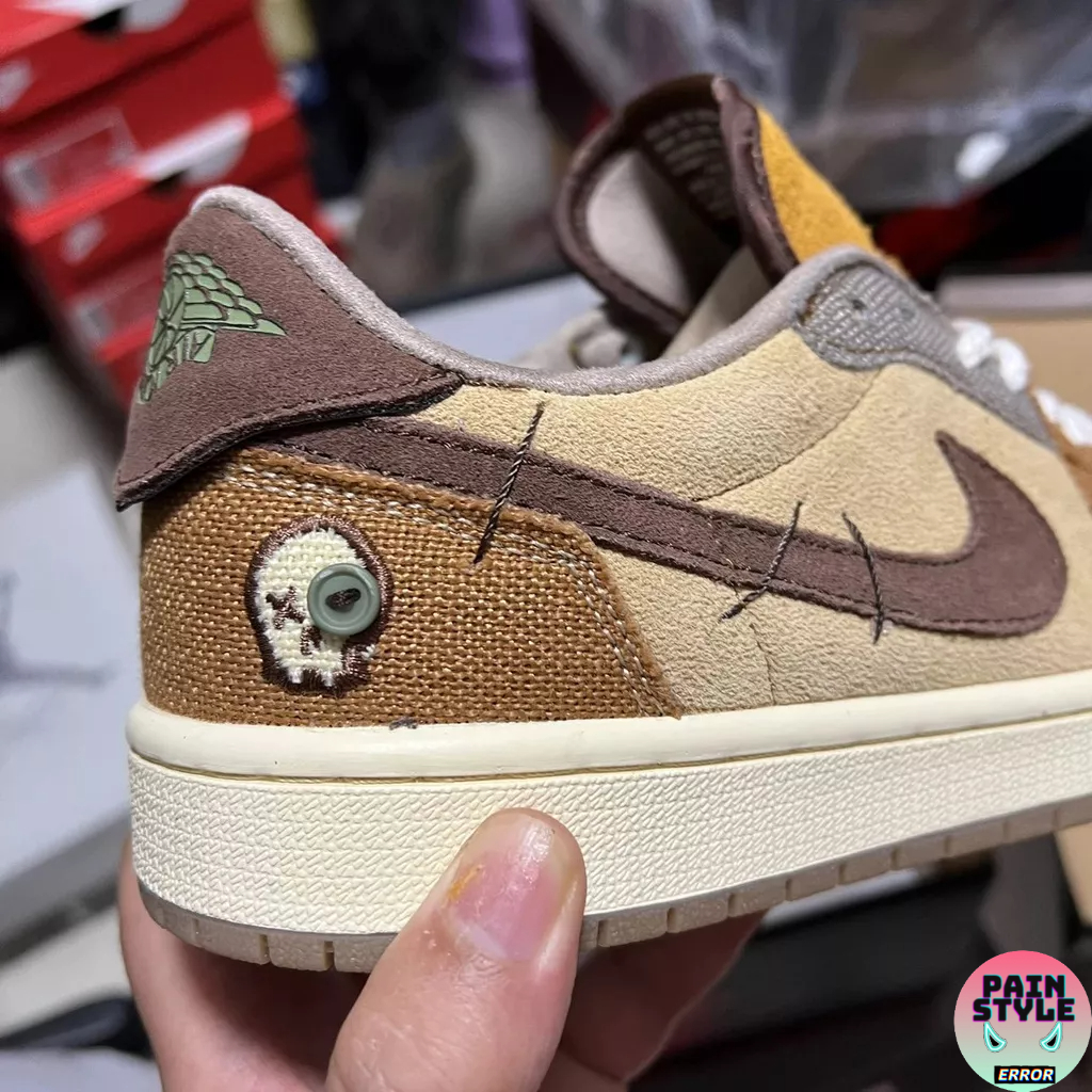 Giày Air Jordan 1 Low " Voodoo "