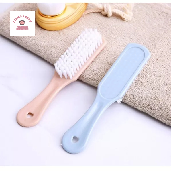 Bàn chải giặt quần áo, giặt giày dép, chà chân khi tắm, chải lông chó mèo có tay cầm 88329