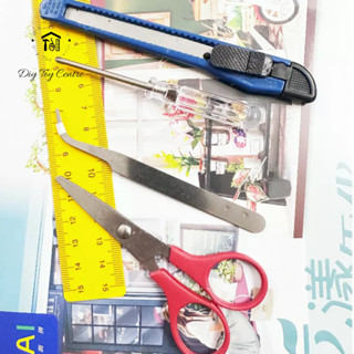 Phụ kiện :Mô hình ngôi nhà DIY dùng keo, toàn thành trên không kèm hộp nhafc, Con rối tình nhân