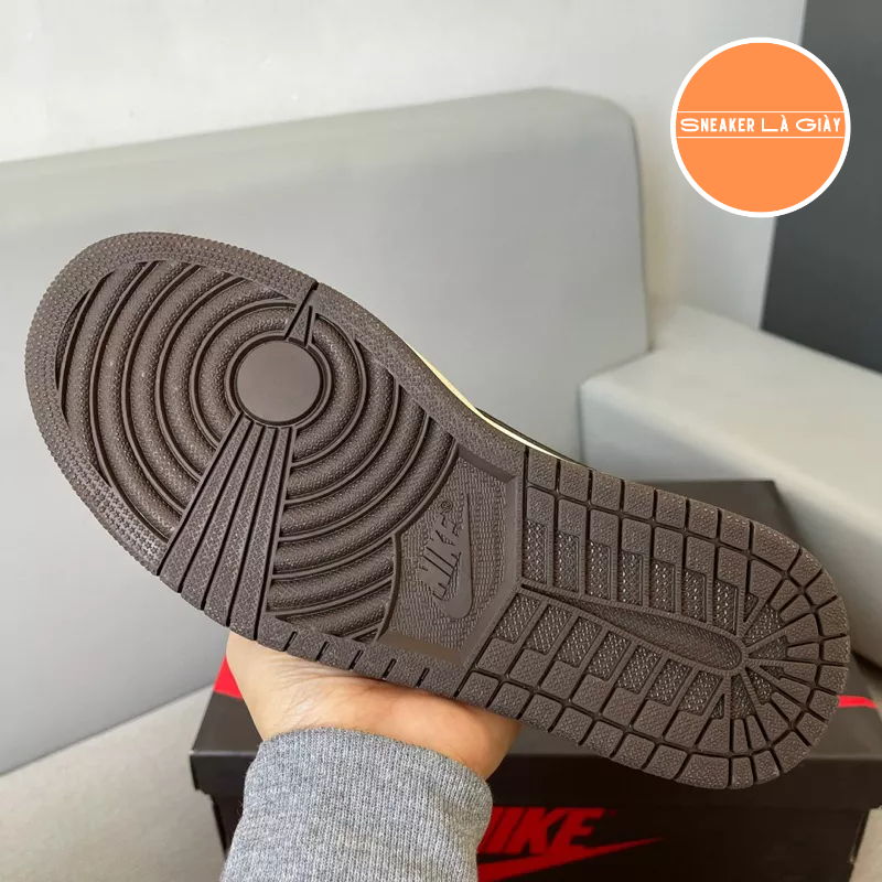 Giày Travis Scott x Air Jordan 1 Low Dark Mocha Black - Bản Cao Cấp Fullbox