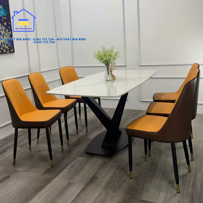 Bàn ăn mặt đá ceramic bóng chân chéo kết hợp ghế Monet
