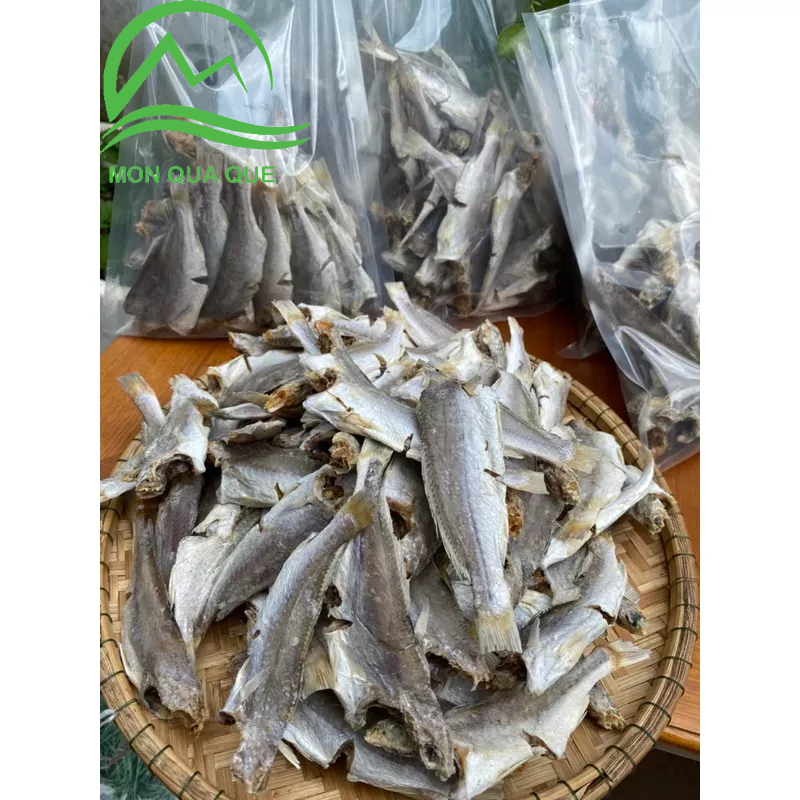 KHÔ ĐÙ CÀ MAU NGÂN QUÊ CON NHỎ NGON VỊ MẶN,KHÔ GIÒN , TÚI 500GR 75k