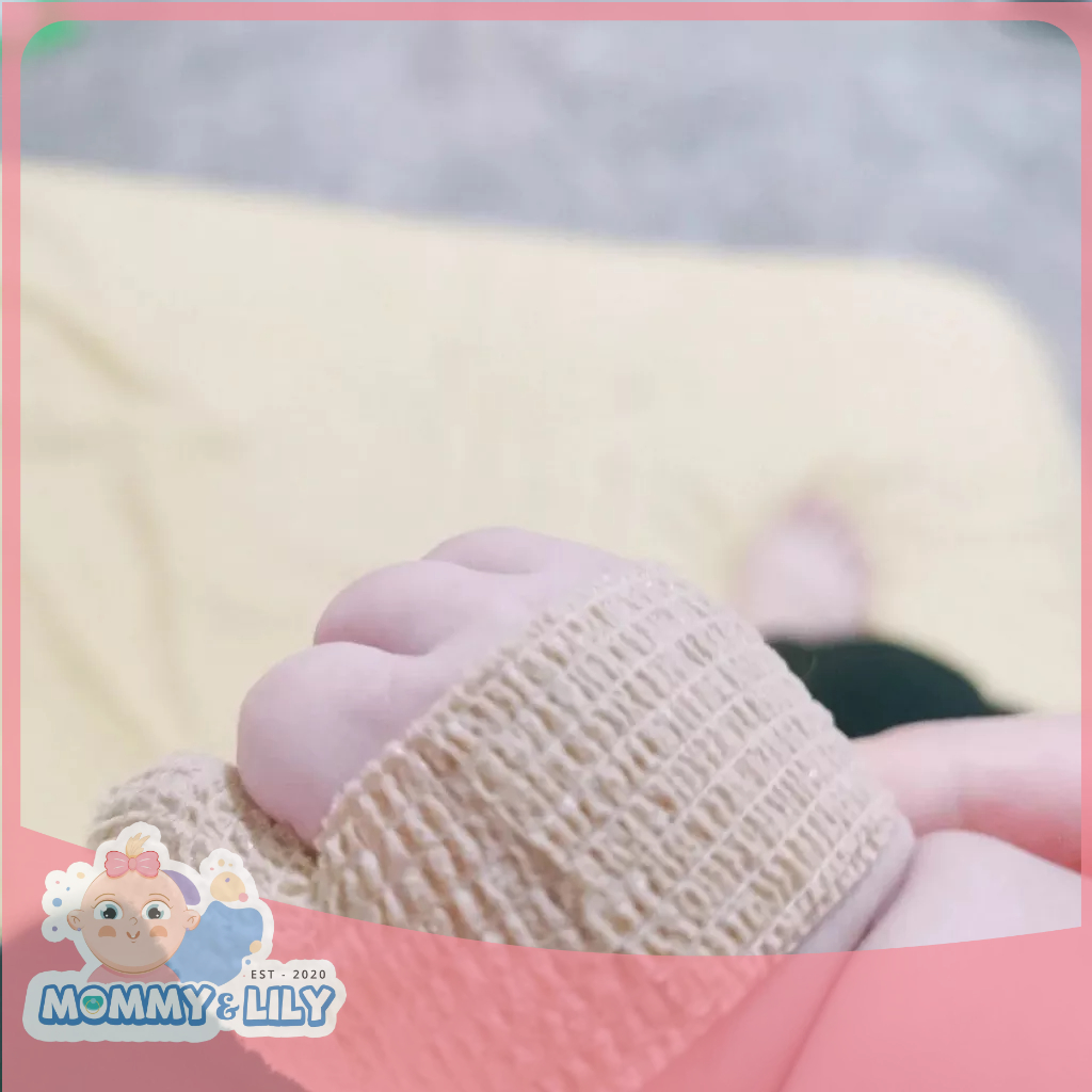 Băng cuốn hỗ trợ cai mút tay an toàn cho bé