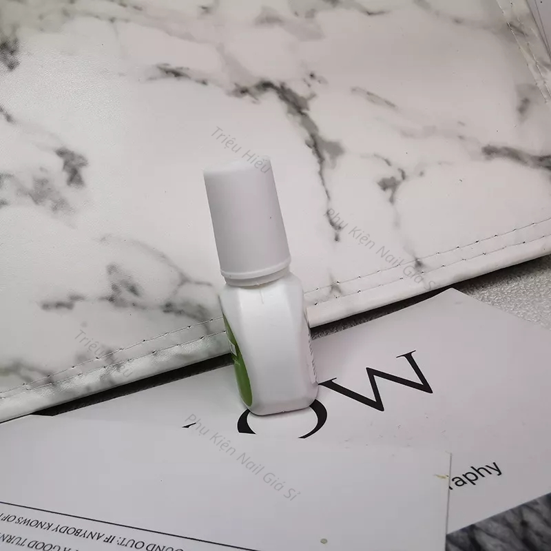 Nước tan keo tháo móng úp phá keo