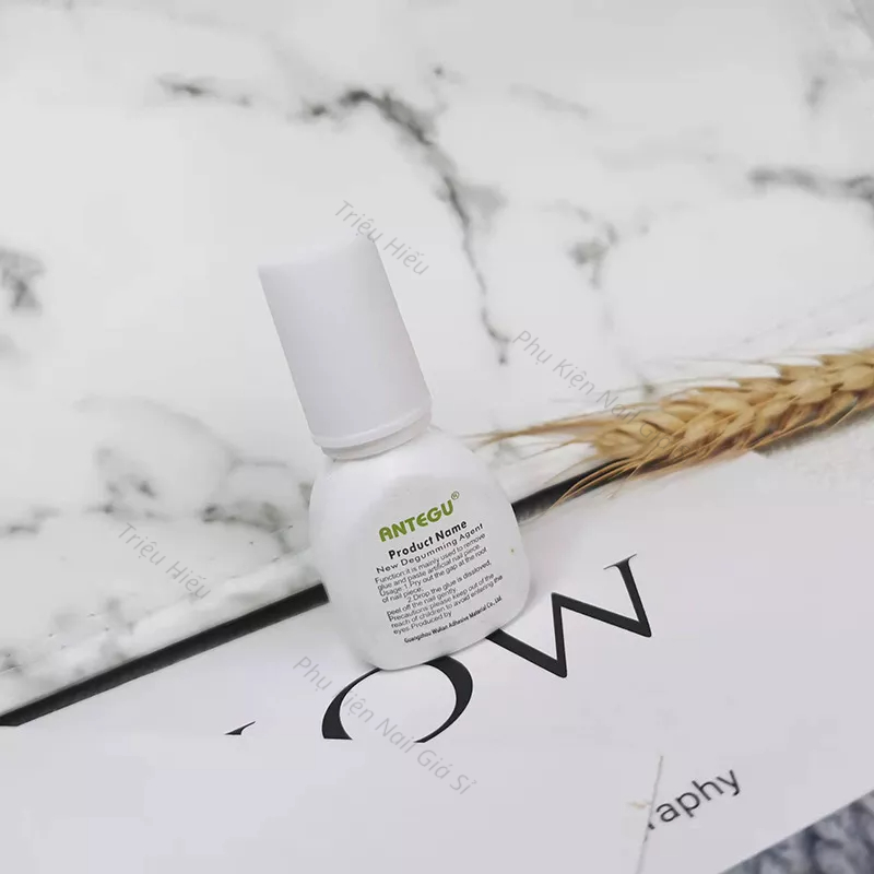 Nước tan keo tháo móng úp phá keo