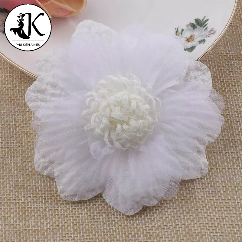 Hoa Cài Hàn Quốc Sang Trọng Cho Áo, Váy, Nón