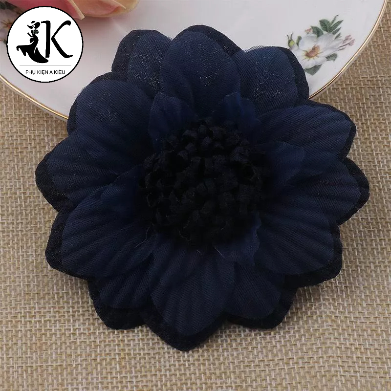 Hoa Cài Hàn Quốc Sang Trọng Cho Áo, Váy, Nón