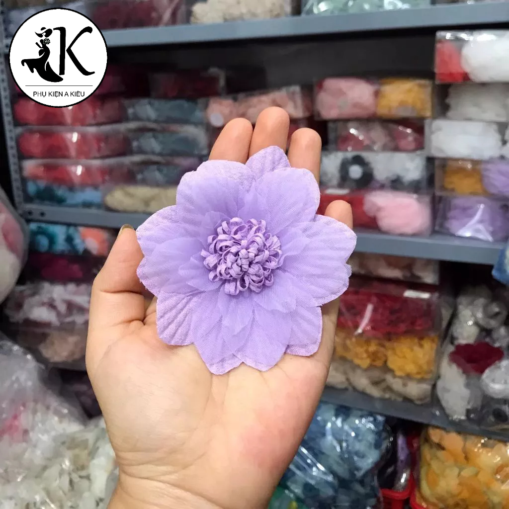 Hoa Cài Hàn Quốc Sang Trọng Cho Áo, Váy, Nón