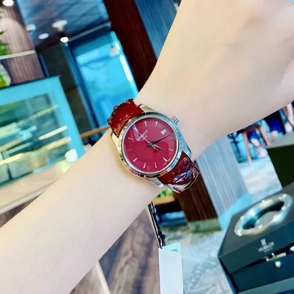 Đồng hồ nữ TISSOT dây da bóng, mặt chống xước, tặng box, bảo hành 12 tháng