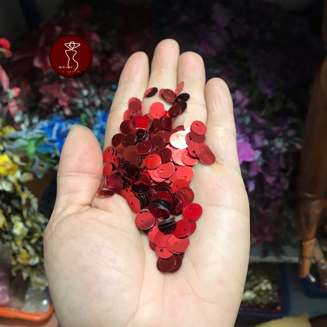 Vảy kim sa lỗ lệch đính kết áo (100gram)