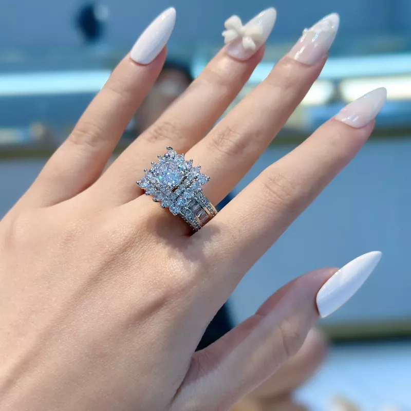 Nhẫn vuông hột cao gắn đá siêu sáng xi bạch kim Kami NX6