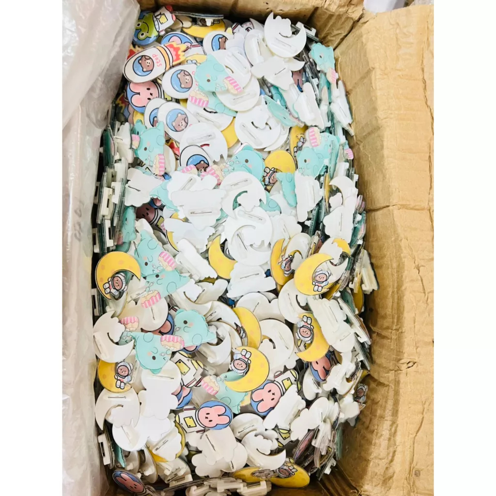 🌸🌺🌼Ghim cài Balo