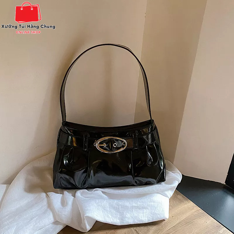 Túi xách nữ đeo vai kẹp nách da trơn màu bạc đen size 29 mẫu mới 2023 phong cách y2k