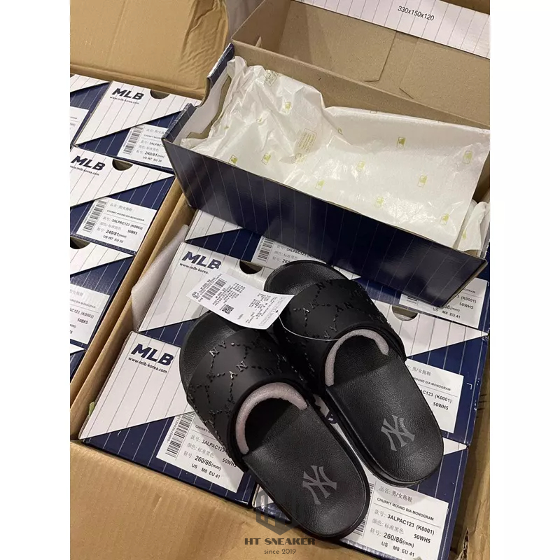 Dép MLB CHUNKY MOUND DIA NEWYORK YANKEES | DÉP QUAI NGANG MONOGRAM DIA CHÍNH HÃNG