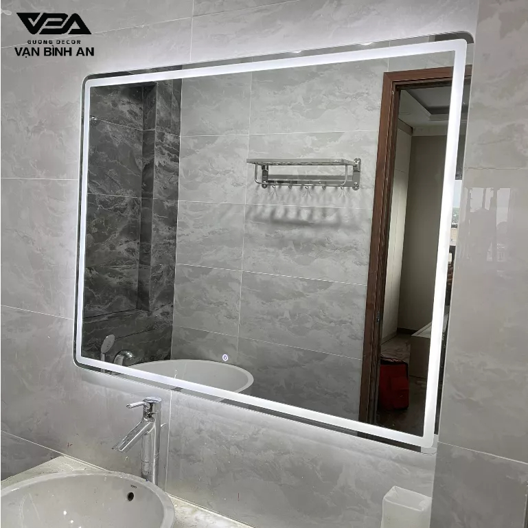 Gương chữ nhật nhà tắm 5mm cao cấp Vạn Bình An cảm ứng đèn led full kích thước nhà tắm