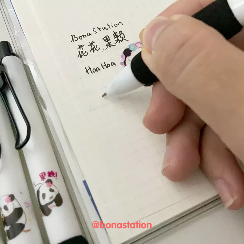 Bộ 4 chiếc bút gel bấm ngòi ST 0.5mm Huahua Guolai | BPN018