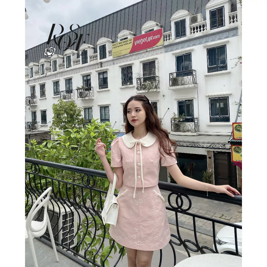 Lona Set By Rose Lara