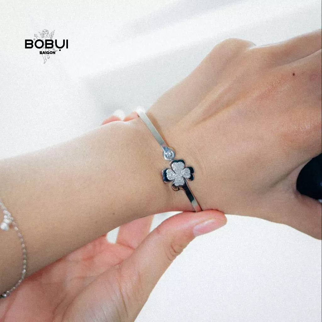Vòng Tay *Clover*