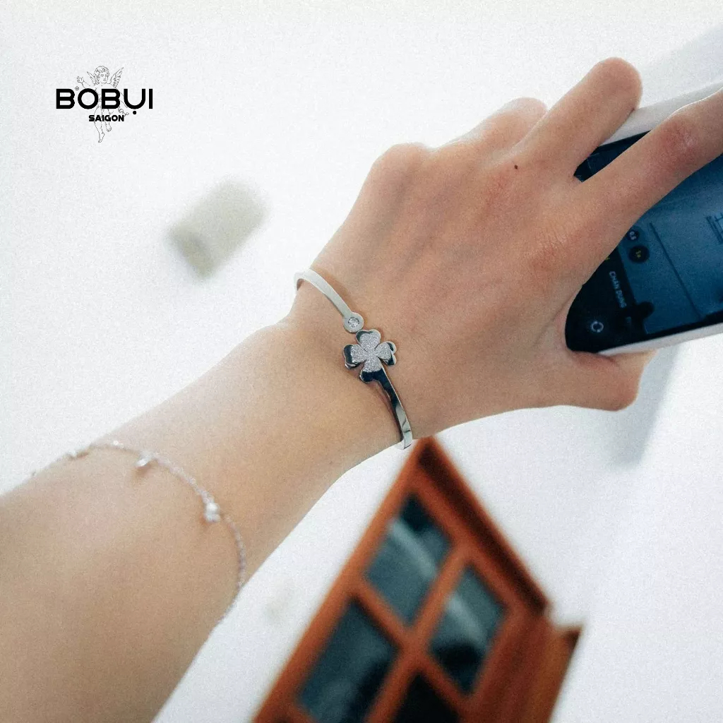 Vòng Tay *Clover*