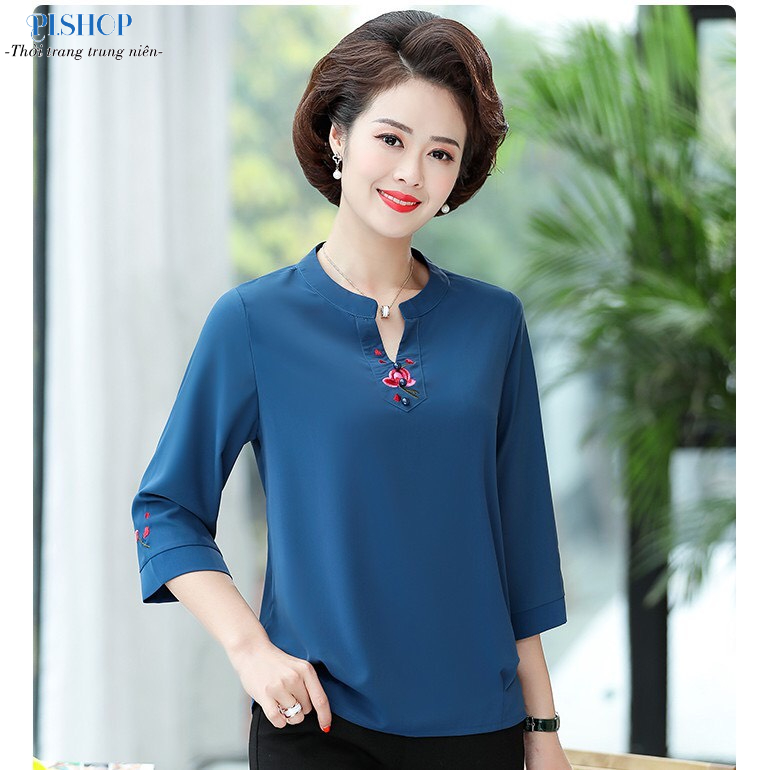 Áo Trung Niên Nữ, Mẫu Áo Kiểu Trung Niên Form Rộng, Cổ Tròn Thêu Hoa Có Big Size, Chất Lụa Hàn Mát Mẻ