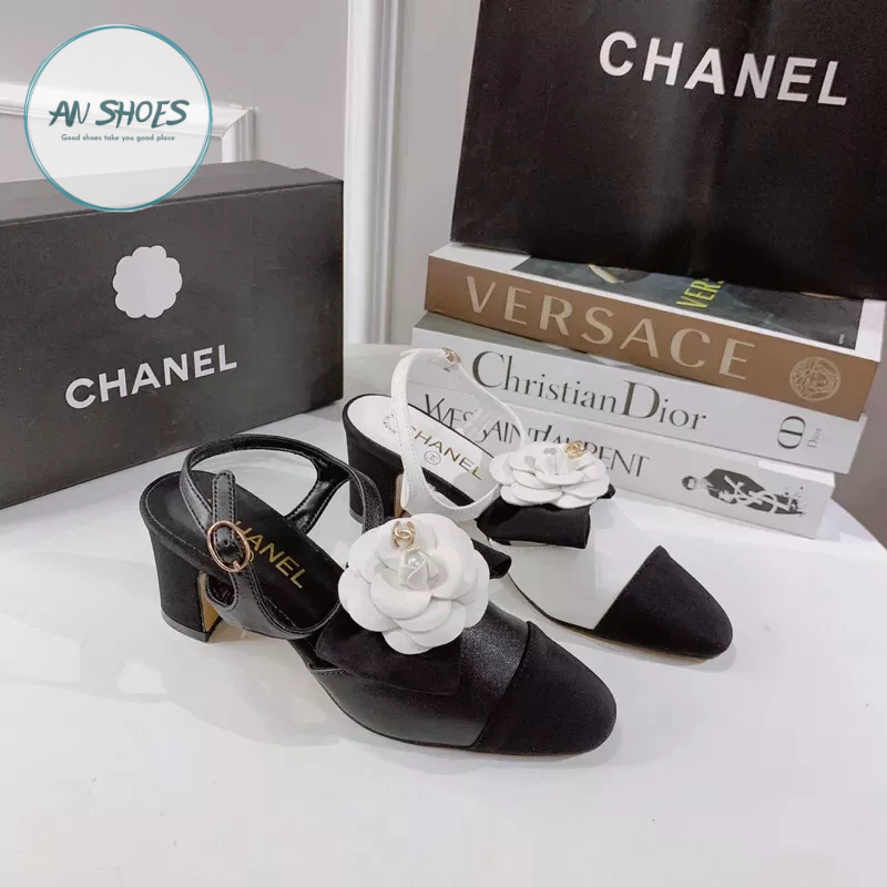 ☘️ AN SHOES ☘️ Sangdal bít mũi  hoa trà gót vuông 7cm. Hàng có sẵn