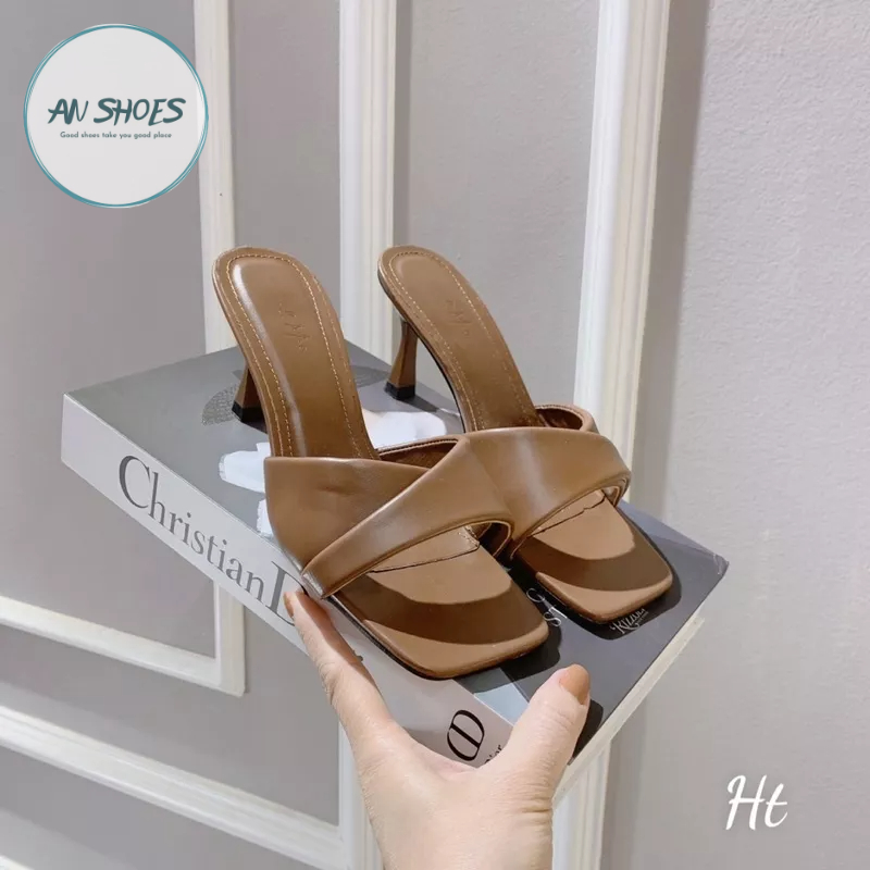 ❄️ Guốc lê gót nhọn7cm, quai ngang xêp ly. Hàng có sẵn.