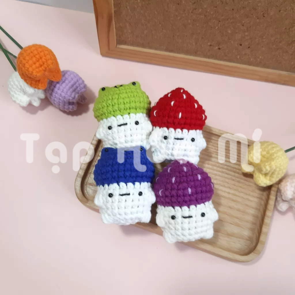 MÓC KHÓA CHUNKY MUSHROOM - CẶP ĐÔI NẤM ẾCH BÉO LÙN LEN HANDMADE