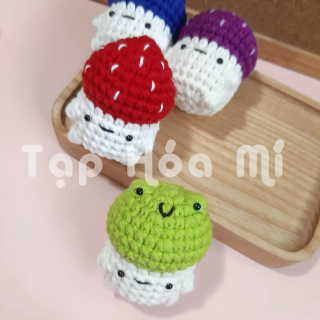 MÓC KHÓA CHUNKY MUSHROOM - CẶP ĐÔI NẤM ẾCH BÉO LÙN LEN HANDMADE