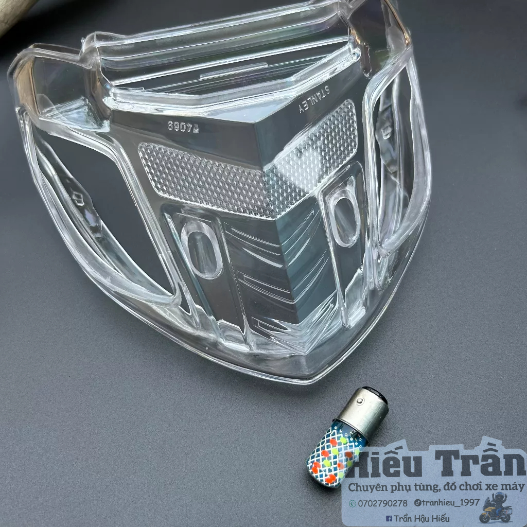 Nắp hậu trong suốt gắn xe máy Wave 50/100/110