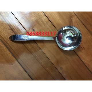 Mui múc canh, môi múc đá