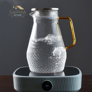 Bình nước thuỷ tinh dung tích 1,6L (dáng tăm)