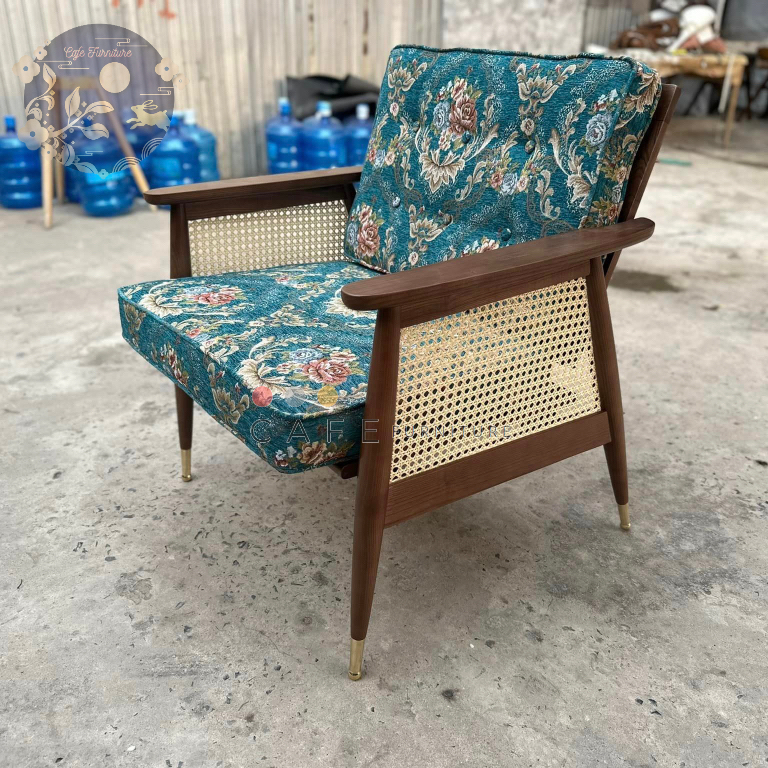 Ghế bành Nadia gỗ Tần Bì đan mây mắt cáo sơn màu nâu Walnut hoặc tùy chọn theo phong cách Đông Dương