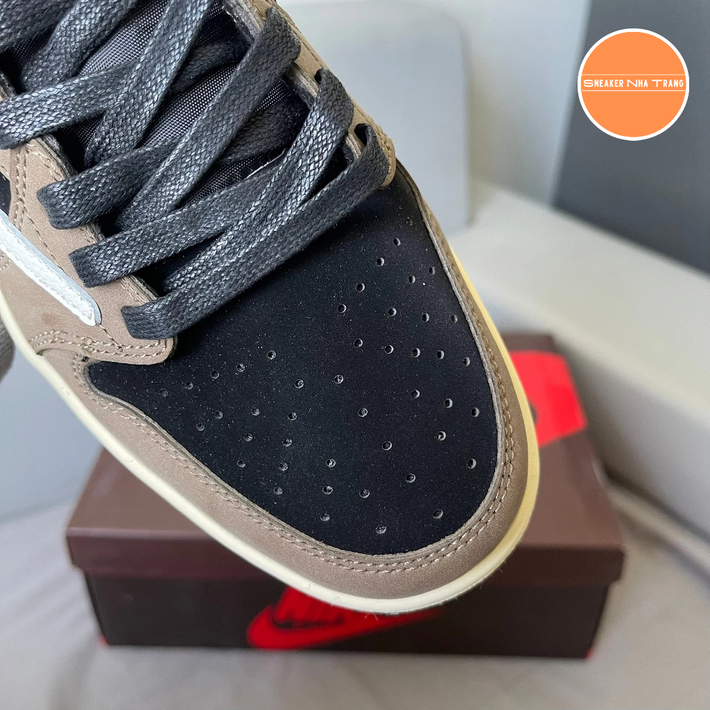Giày Air Jordan 1 Low Travis Scott Cactus Jack - BẢN CAO CẤP | Fullbox - Kèm dây phụ