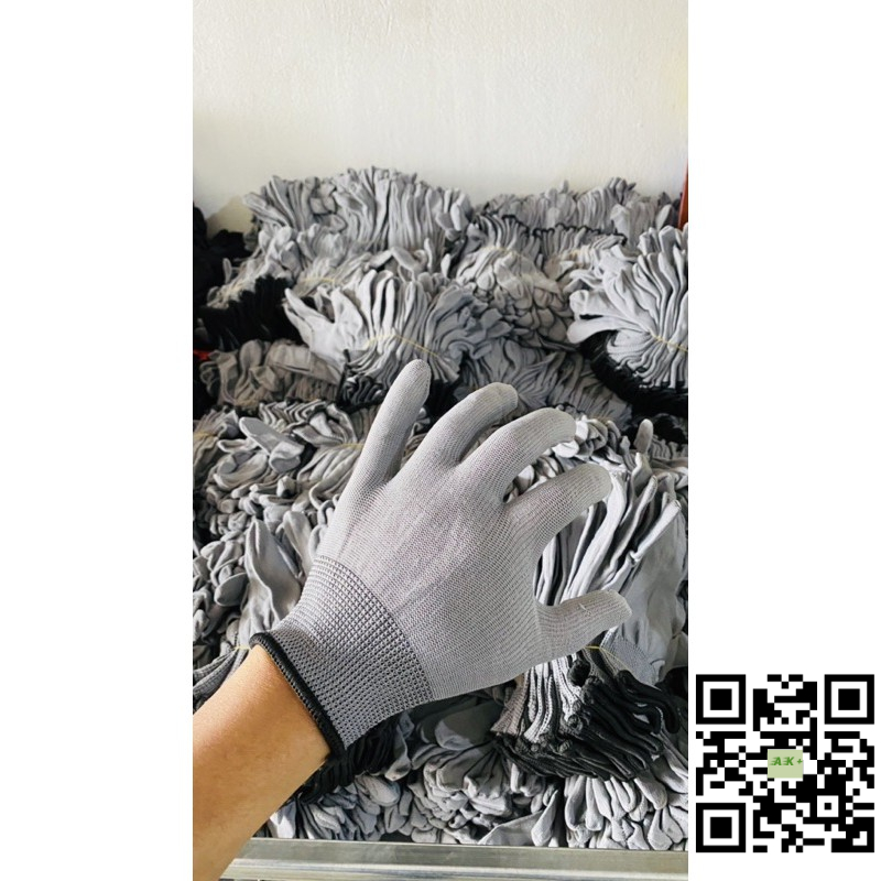 Găng tay mút xám hoặc đen 1 lố 12 đôi