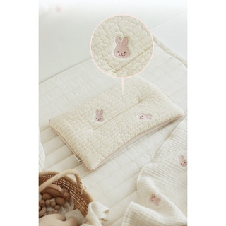 Gối thêu hình thỏ hãng Chezbebe cho sơ sinh xuất xứ Hàn Quốc