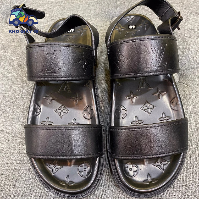 Dép nam LV, Dép lê nam quai hậu vân nổi LV đế cao su độn siêu hot 2023