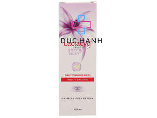 Dung dịch vệ sinh phụ nữ Lactacyd Soft & Silky 250ml