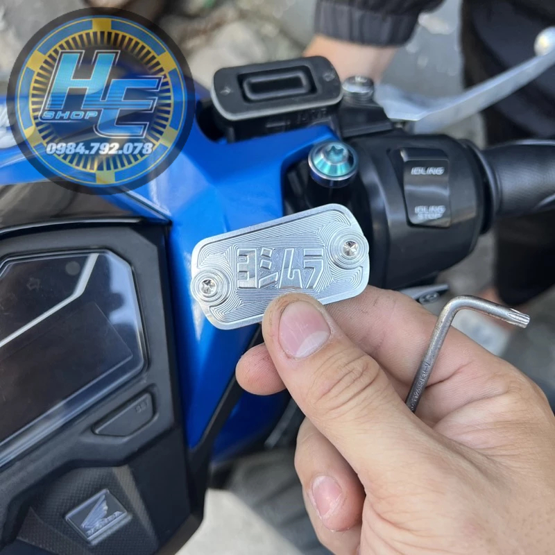 Nắp Tay Thắng Vario 2018 Inox 304 CNC